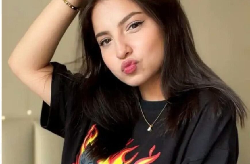 500+ Beautiful Girl DP for Instagram, WhatsApp, Cute, Aesthetic, Attitude & Sad Girls DP Images